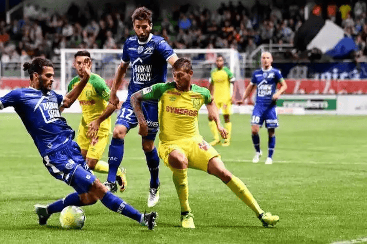 赛后法国杯焦点战；毕尔巴鄂竞技复出首秀；质疑声仍在；阵容厚度经受考验的简单介绍-s15全球总决赛