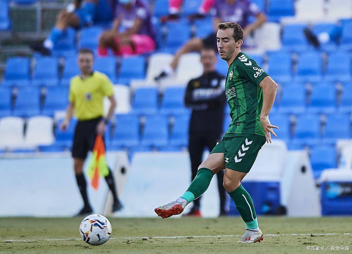 国际比赛日波尔图备战西甲，篮板制胜细节曝光，信心回归，轮换策略成焦点的简单介绍-英雄联盟s15